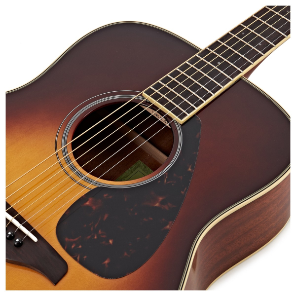 YAMAHA FG820 (BROWN SUNBURST)
