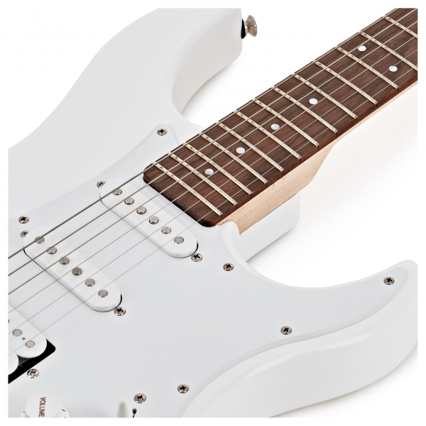YAMAHA PACIFICA 012 (WHITE)
